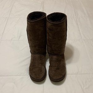 Uggs Clasic Tall Boots in Brown